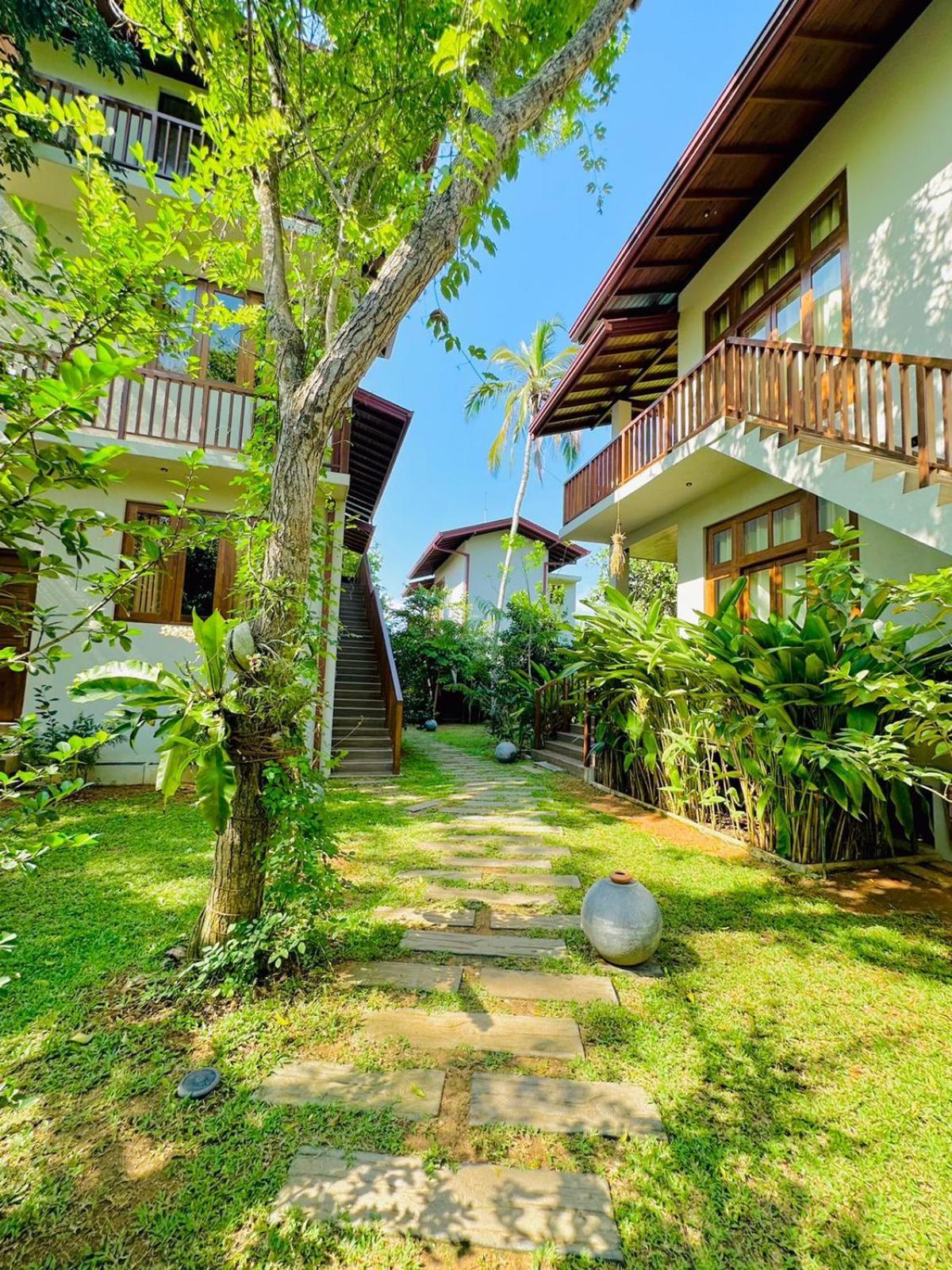 Lagoon Gate Tangalle Resort Экстерьер фото
